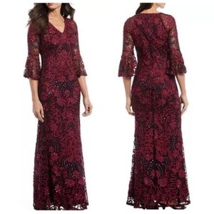 JS Collections Sequin Embroidered Maroon V-Neck Full Length Gown Size Large
